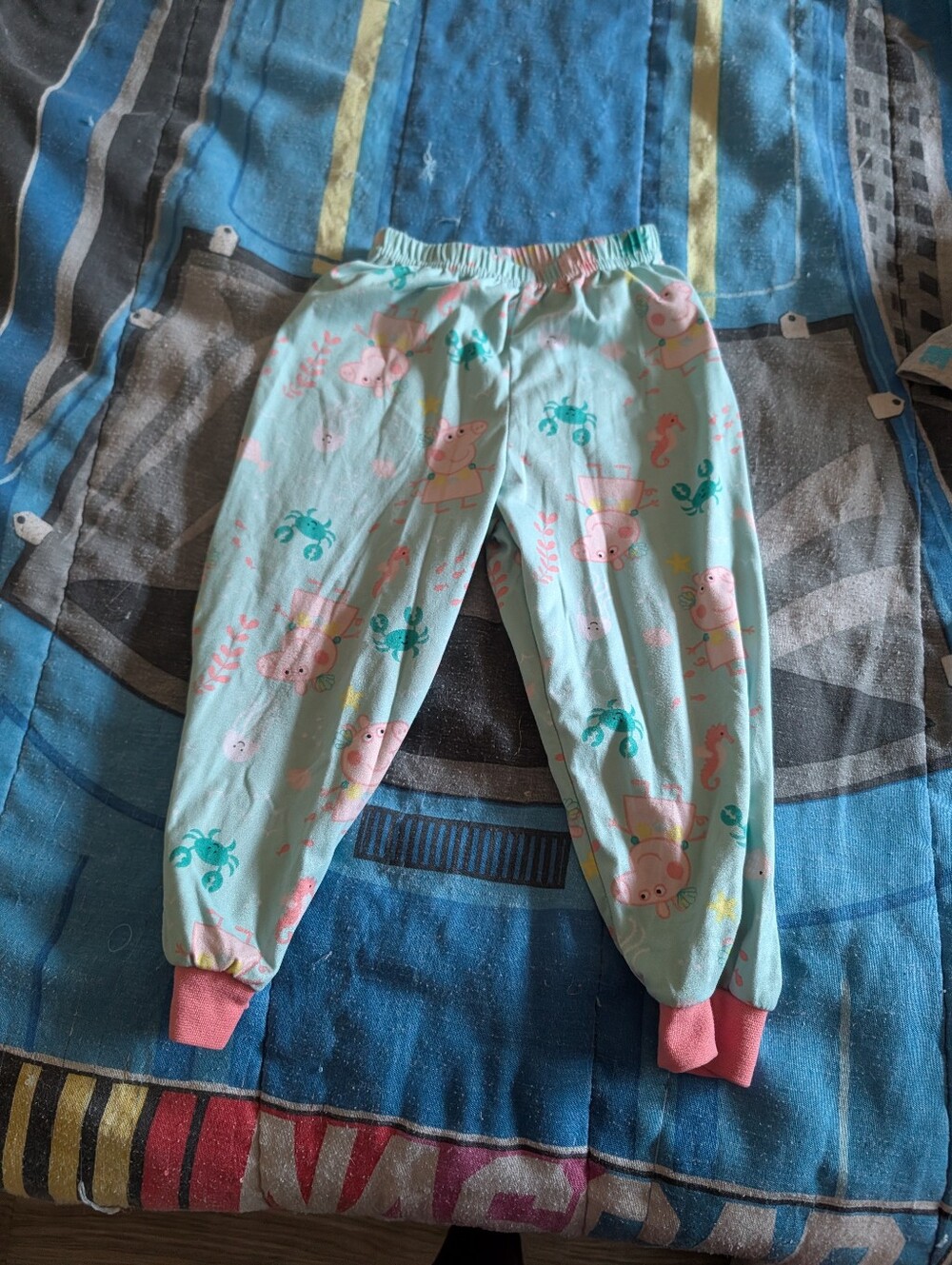3/$15🩷 Peppa Pig Pajama Pants